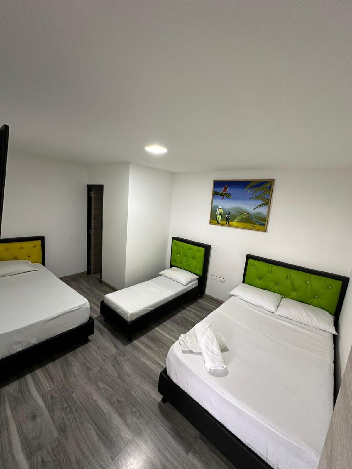 סנטה רוזה דה כבאל Hotel Las Flores מראה חיצוני תמונה